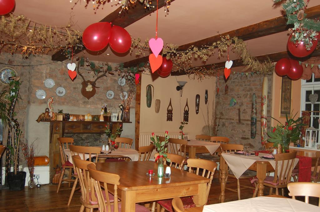 The Mitre Inn Witheridge Zewnętrze zdjęcie
