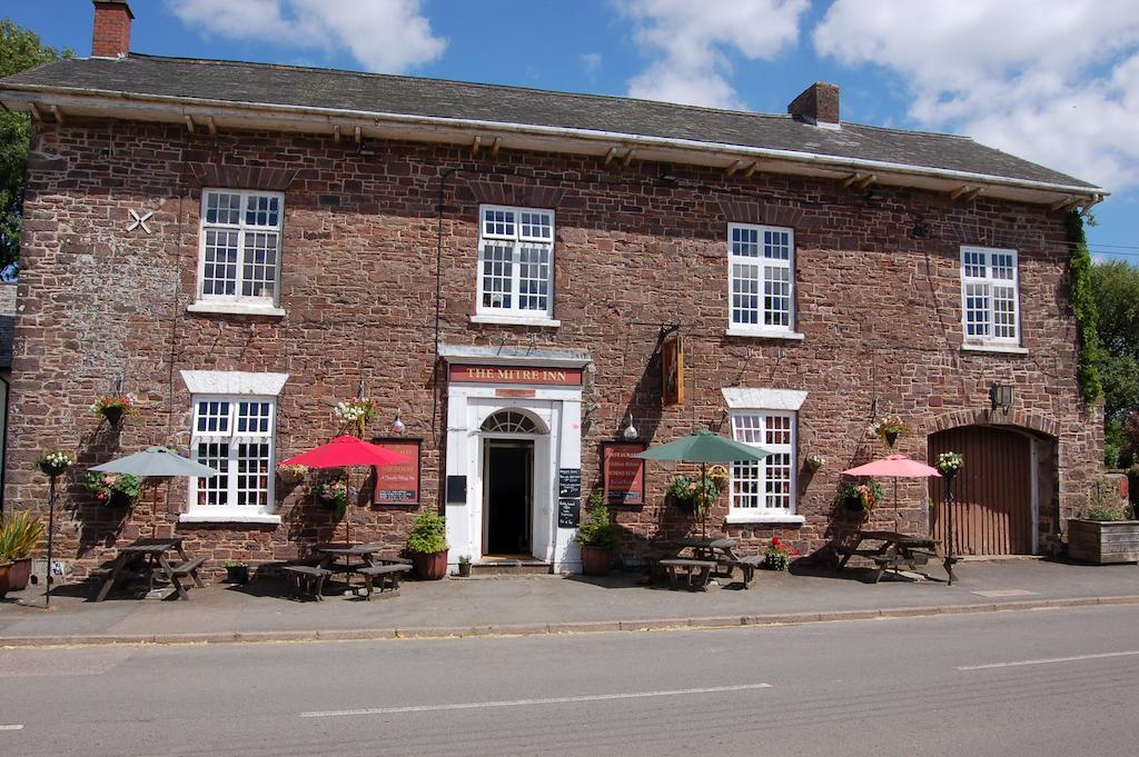The Mitre Inn Witheridge Zewnętrze zdjęcie