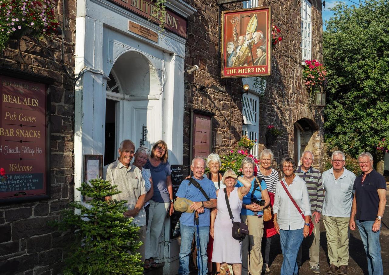 The Mitre Inn Witheridge Zewnętrze zdjęcie